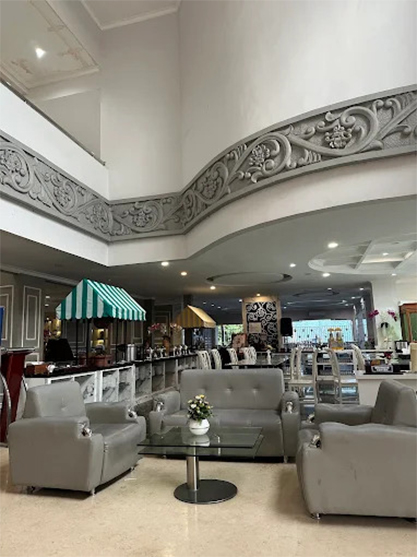 Lobby 2
